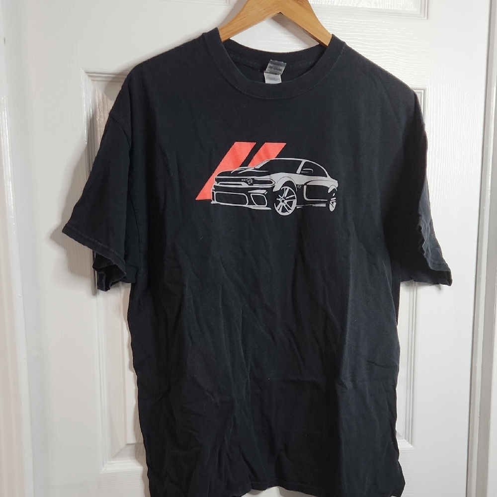 Gildan Dodge Charger Black T-Shirt with Red Car Design Size XL
